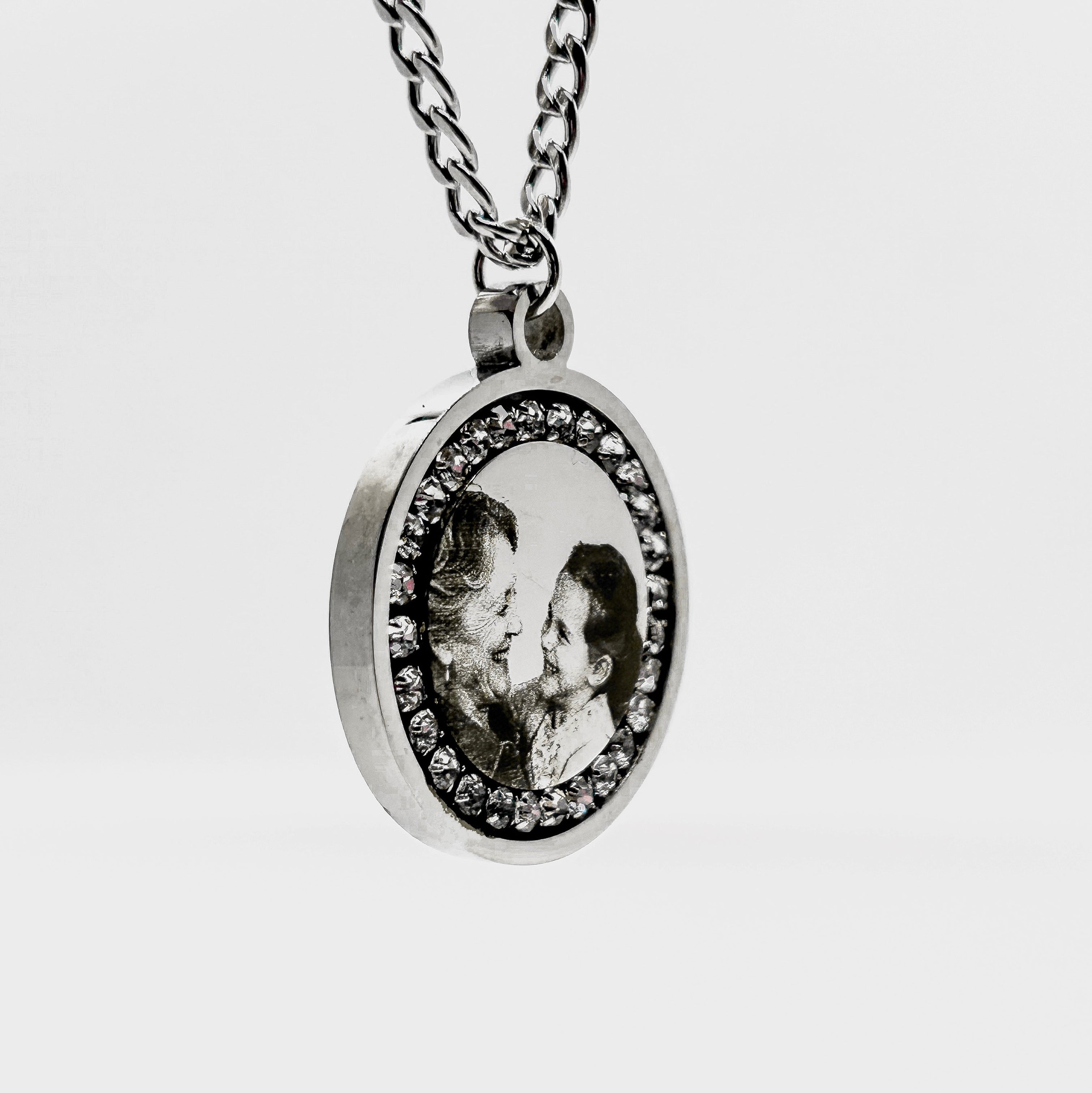 Personalized Zircon Round Necklace - Photo