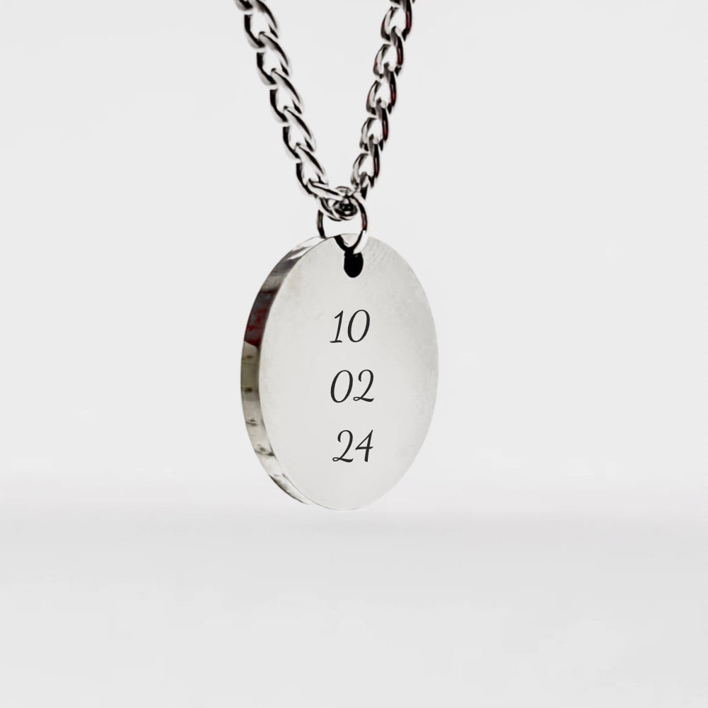 Personalized Round Necklace - Date